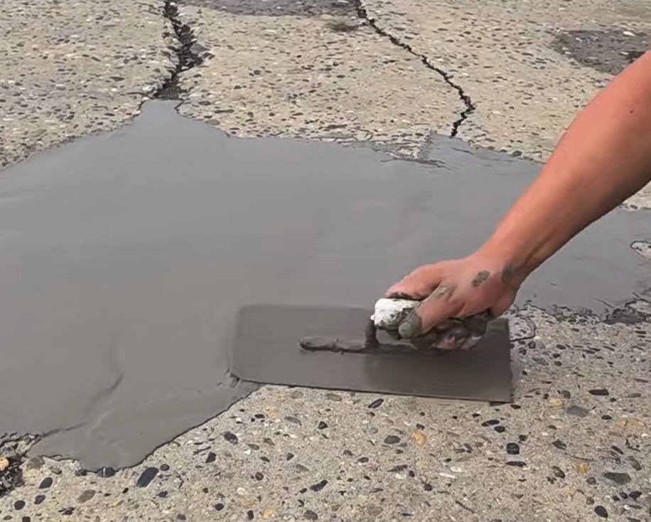 牡丹江CGM 高效薄层道路修补料（CGM 道路抢修料）